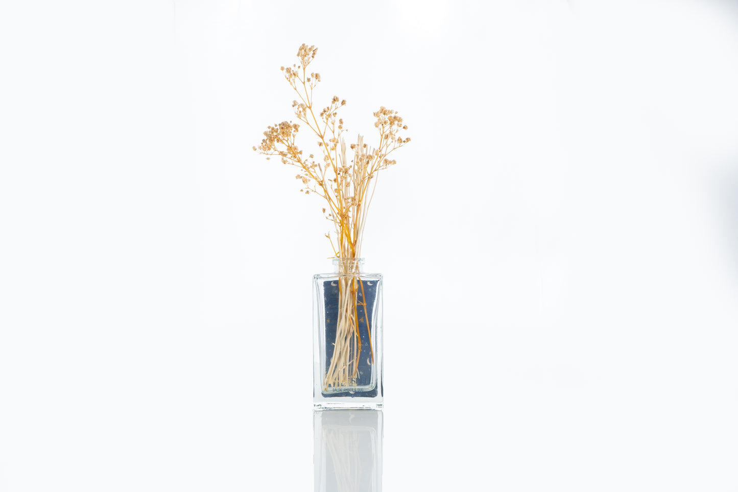 Difusor Magia Celestial (150ml) Con Varillas de Sauce y Flores Secas