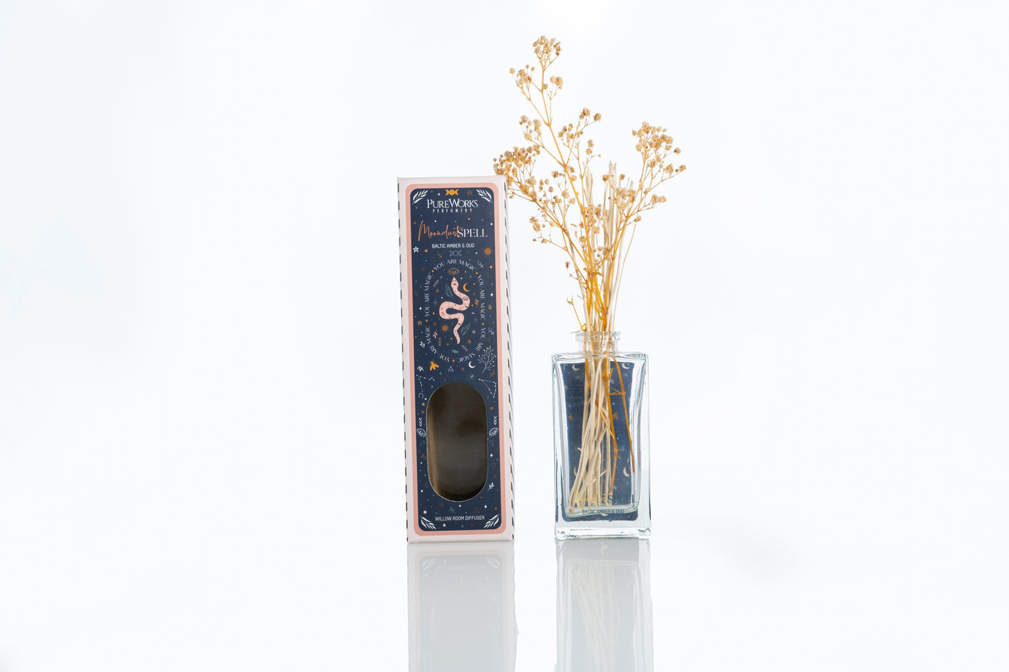 Difusor Magia Celestial (150ml) Con Varillas de Sauce y Flores Secas