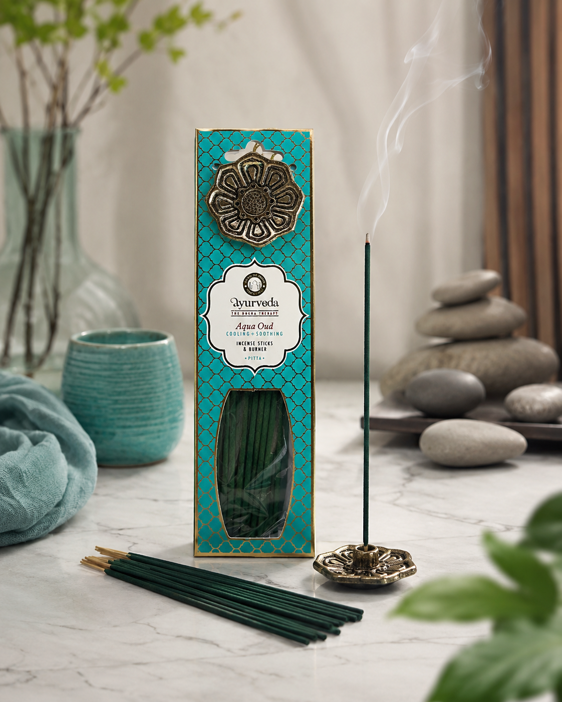 Set de incienso ayurveda con porta incienso de metal y varillas naturales — meditación y aromaterapia, Samaná Costa Rica