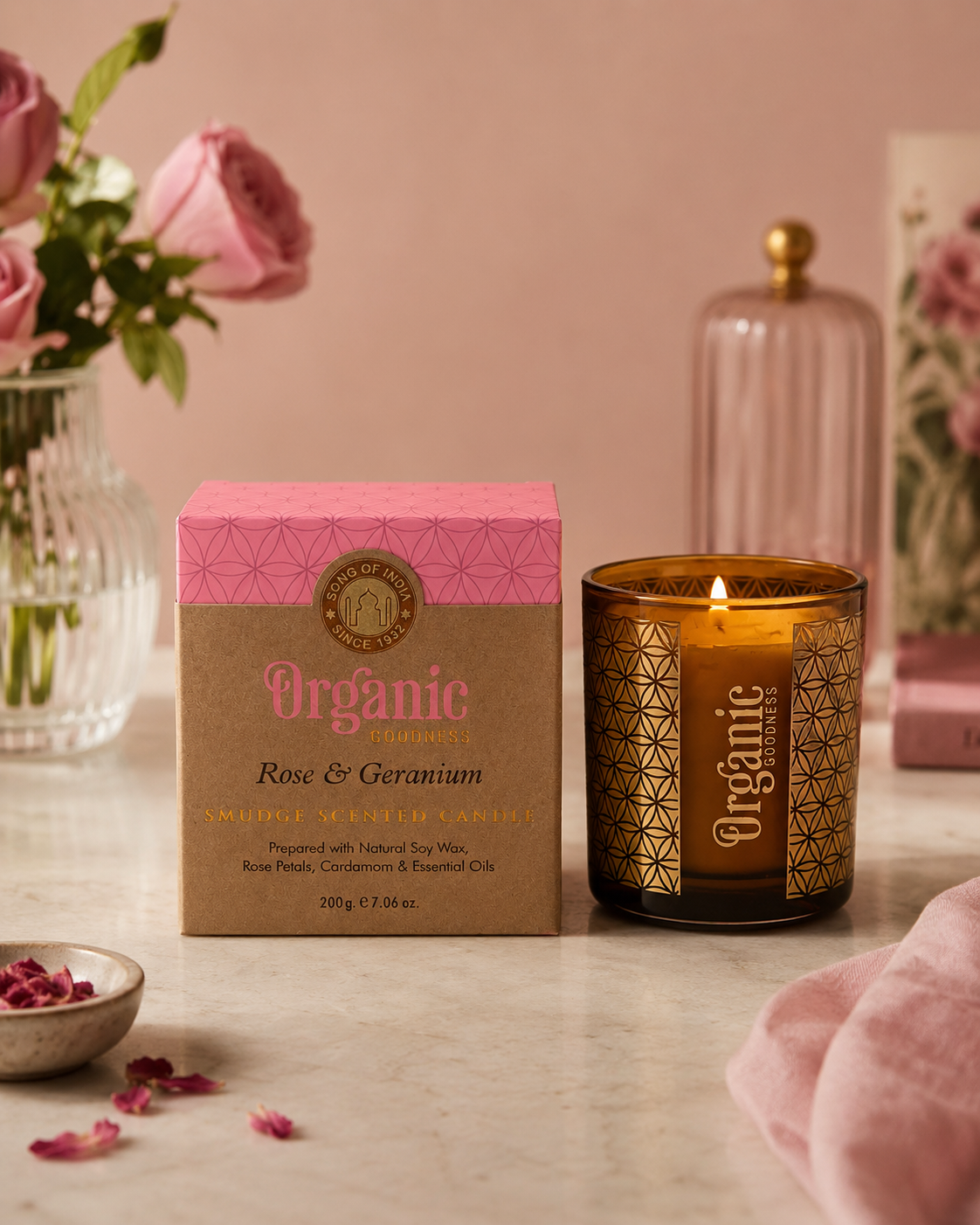 Vela Organic Goodness Smudge en Frasco Dorado con Flores Secas