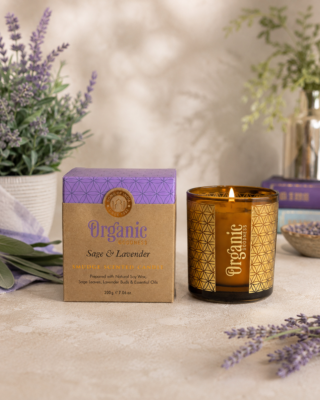 Vela Organic Goodness Smudge en Frasco Dorado con Flores Secas