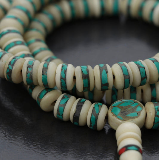 Collar Mala de Hueso de Yak Blanco y Verde – Impermanencia y Sanación - Buddha Stones