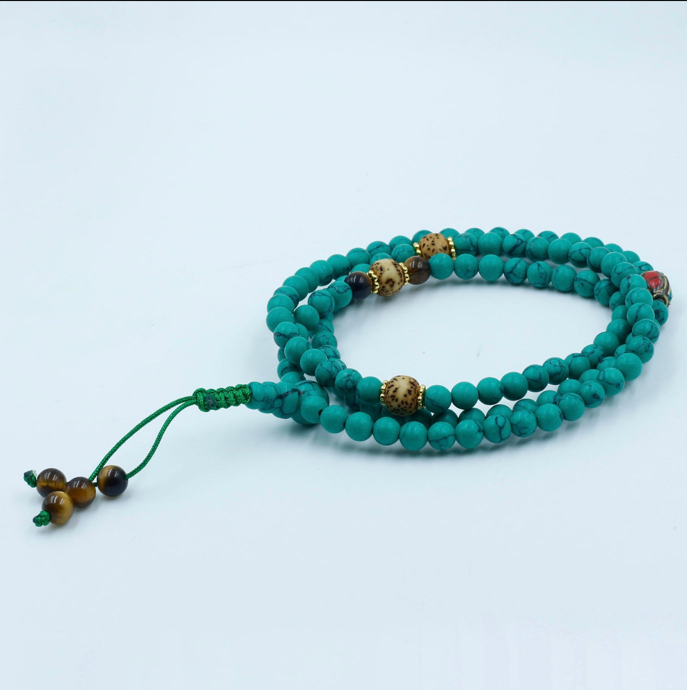 Collar Mala de Turquesa 6mm con Semilla de Loto e Incrustación – Paz y Energía Positiva - Buddha Stones