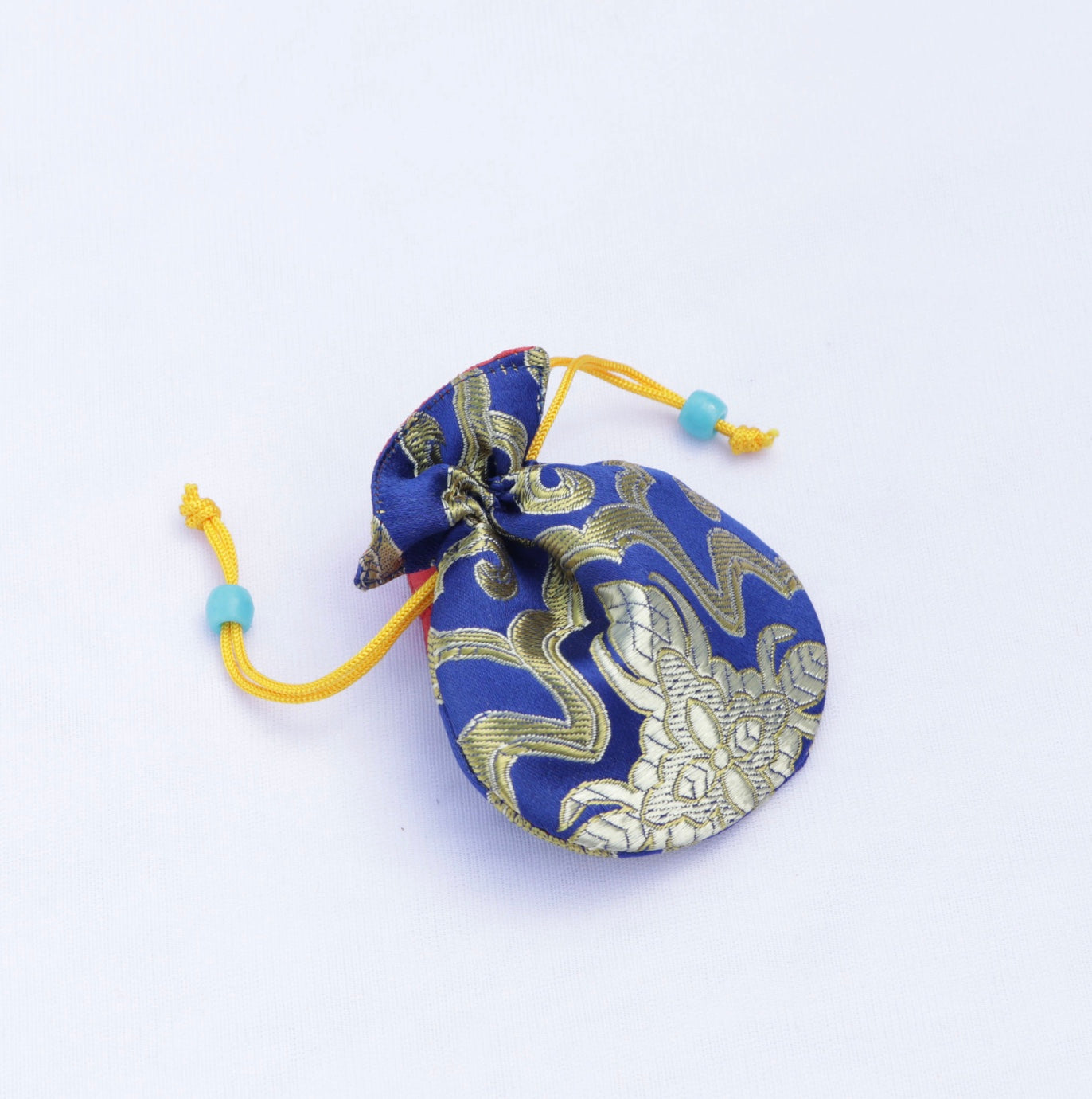 Bolso de Seda para Mala, Collares, Pulseras – Protección y Estilo en Cada Detalle - Buddha Stones