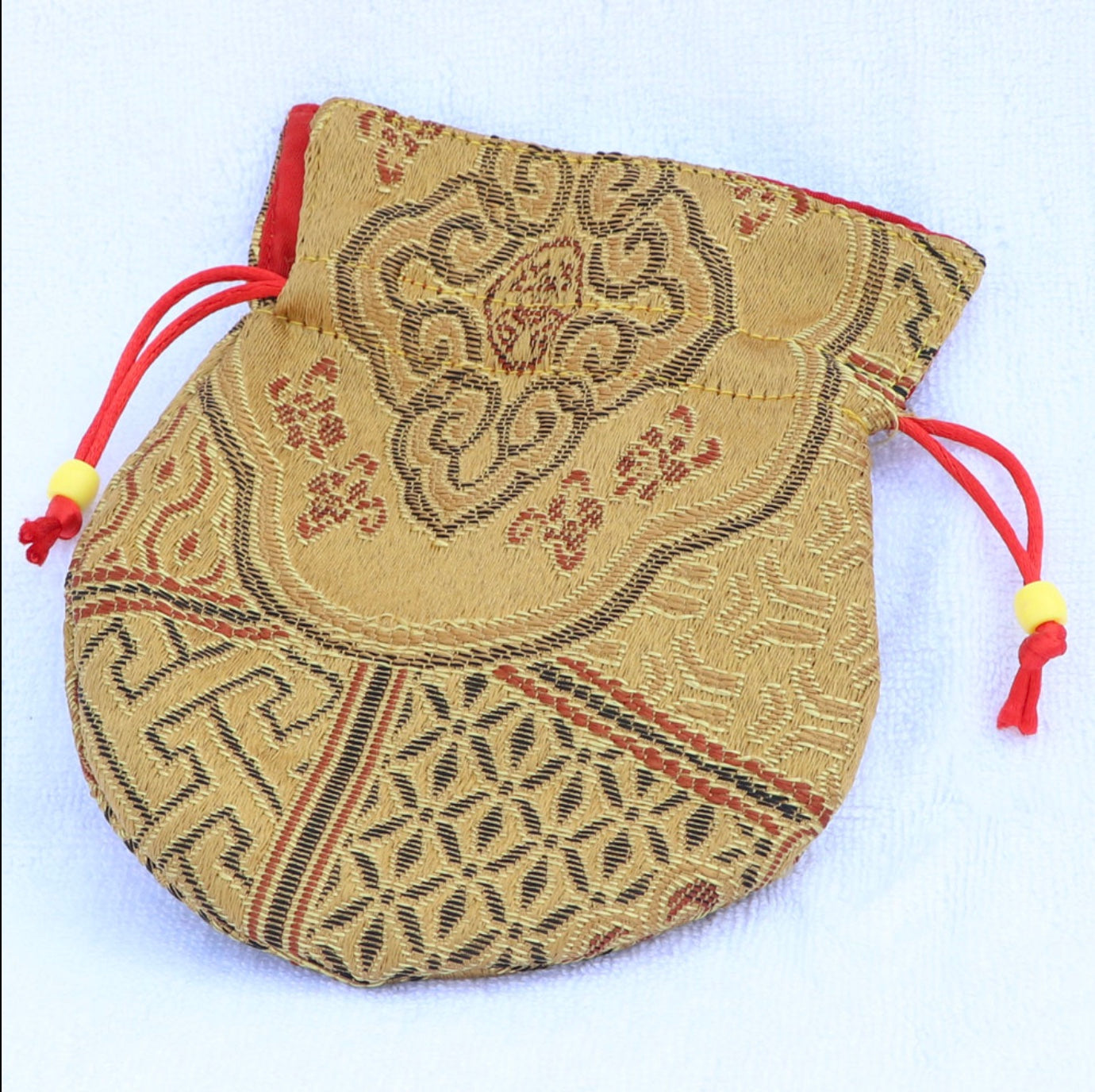 Bolso de Seda para Mala, Collares, Pulseras – Protección y Estilo en Cada Detalle - Buddha Stones