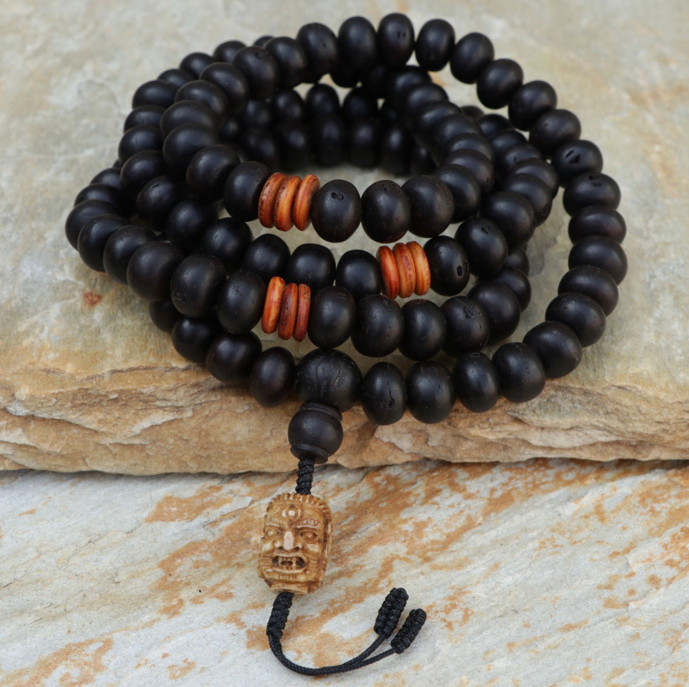 Collar Mala de Semillas de Bodhi con Cuentas de Mahakala – Sabiduría y Protección Sagrada - Buddha Stones
