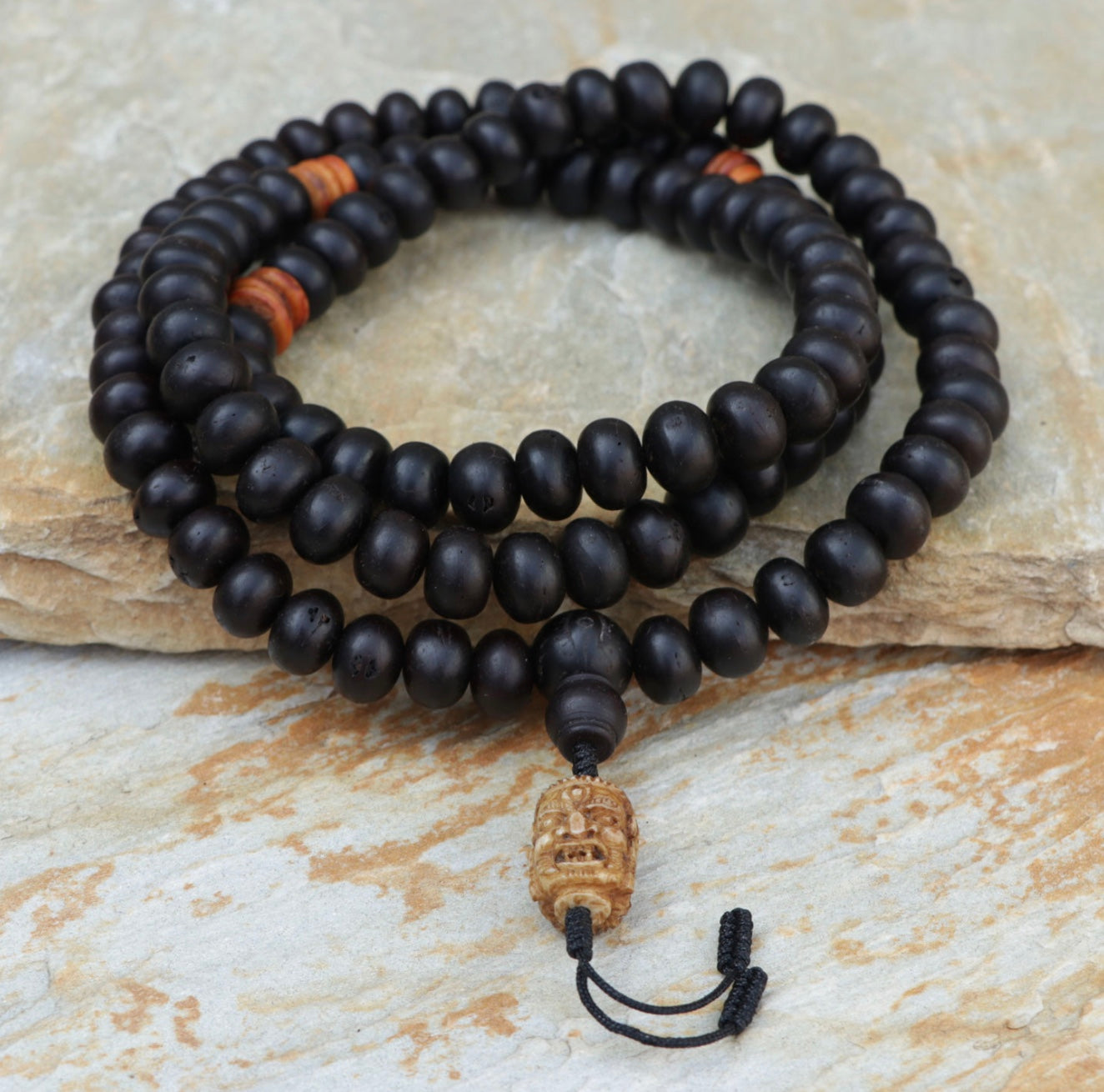 Collar Mala de Semillas de Bodhi con Cuentas de Mahakala – Sabiduría y Protección Sagrada - Buddha Stones